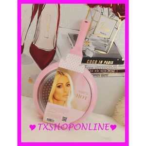 💗🍳{Paris Hilton} Pink Ceramic nonstick fry pan 🍳💗 NEW